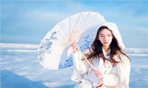 可克达拉试管代怀生子多少钱一个？助孕之路的费用分析与方案选择